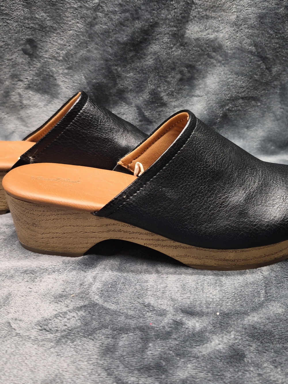 Universal Thread Size 10 Clogs Magnolia Black Shoes Slip On Heel Wedge Target - Picture 9 of 16